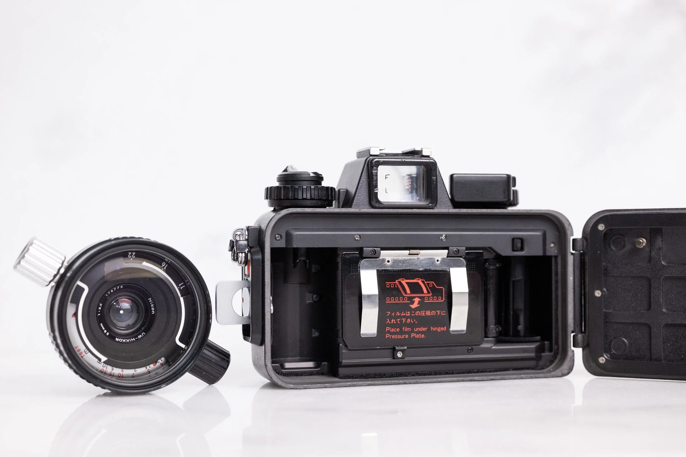 美品 Nikon NIKONOS-V UW-NIKKOR 28mm f3.5 N MINT w/Lens finder】Nikon Nikonos V UW Nikkor 28mm f3.5 20mm f2